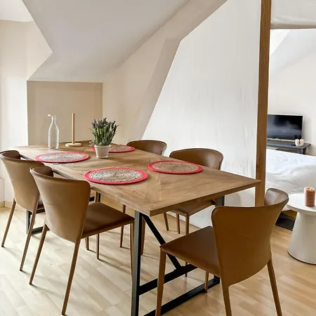 Duo D'apparts Privatifs - 6 Pers - *